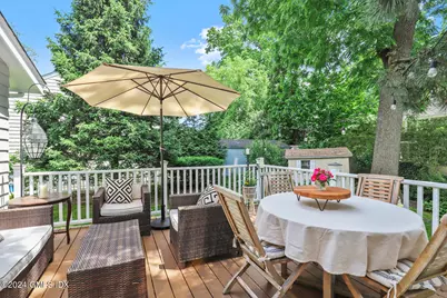 8 Willow Lane, Old Greenwich, CT 06870 - Photo 1