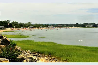 8 Perry Place, Greenwich, CT 06878 - Photo 25