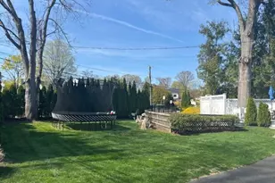 8 Perry Pl, Greenwich, CT 06878 - Photo 21