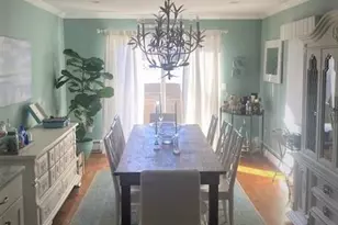 8 Perry Pl, Greenwich, CT 06878 - Photo 5