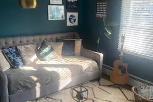 8 Perry Pl, Greenwich, CT 06878 - Photo 9