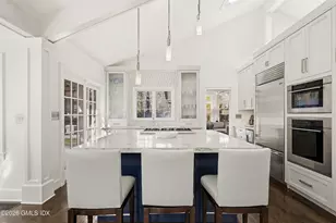 8 Willowmere Ave, Greenwich, CT 06878 - Photo 19