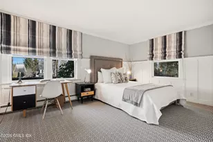 8 Willowmere Ave, Greenwich, CT 06878 - Photo 33