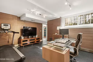 8 Willowmere Ave, Greenwich, CT 06878 - Photo 41