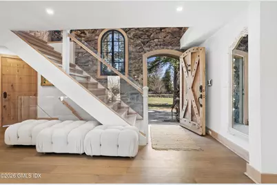 546 Lake Avenue, Greenwich, CT 06830 - Photo 3