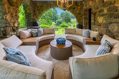 546 Lake Avenue, Greenwich, CT 06830 - Photo 25