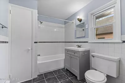 35 W Church Street #2, Greenwich, CT 06830 - Photo 11