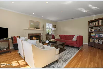 29 Coventry Lane, Greenwich, CT 06878 - Photo 3