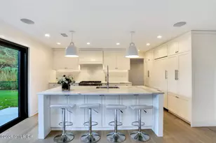 14 Innis Ln, Old Greenwich, CT 06870 - Photo 3