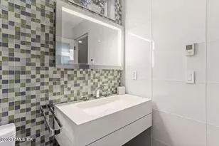 26 Round Hill Rd, Greenwich, CT 06831 - Photo 27