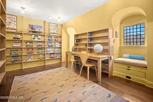 9 Frost Rd, Greenwich, CT 06830 - Photo 21