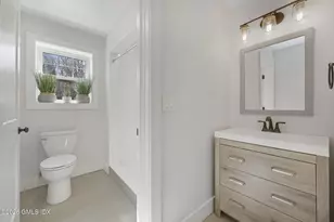 39 Hunting Ridge Rd, Greenwich, CT 06831 - Photo 13