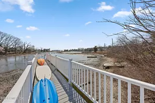 16 Hendrie Dr, Old Greenwich, CT 06870 - Photo 15