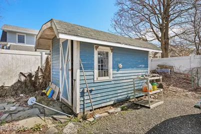 16 Hendrie Drive, Old Greenwich, CT 06870 - Photo 11