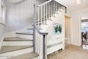 8 Indian Point Ln, Greenwich, CT 06878 - Photo 7