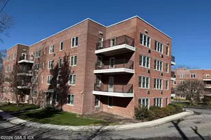 50 Lafayette Pl, Greenwich, CT 06830 - Photo 3