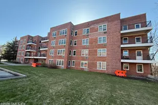 50 Lafayette Pl, Greenwich, CT 06830 - Photo 1