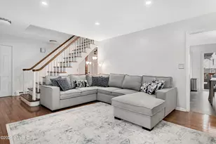 10 Maple Dr, Old Greenwich, CT 06870 - Photo 5