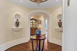 40 W Elm St, Greenwich, CT 06830 - Photo 3