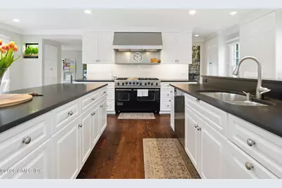 170 Stanwich Road, Greenwich, CT 06830 - Photo 25