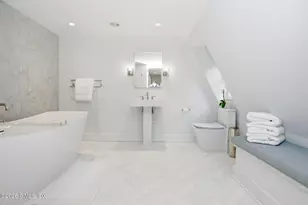 170 Stanwich Rd, Greenwich, CT 06830 - Photo 59