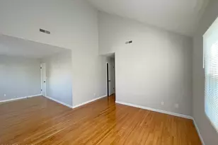 28 Home Pl, Greenwich, CT 06830 - Photo 13