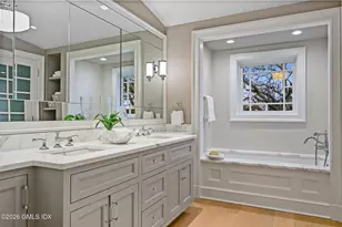 702 Steamboat Rd, Greenwich, CT 06830 - Photo 23