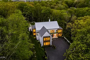 41 Mohawk Ln, Greenwich, CT 06831 - Photo 25
