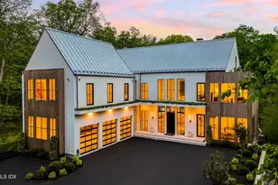 41 Mohawk Ln, Greenwich, CT 06831 - Photo 1
