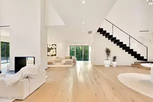 41 Mohawk Ln, Greenwich, CT 06831 - Photo 9