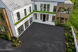41 Mohawk Ln, Greenwich, CT 06831 - Photo 3