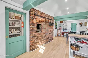 14 Concord St, Greenwich, CT 06831 - Photo 13