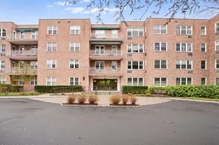 2 Putnam Hill, Greenwich, CT 06830 - Photo 1