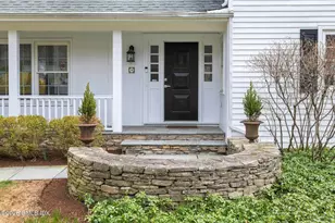 10 Echo Ln, Greenwich, CT 06830 - Photo 3