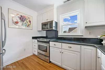 51 Forest Avenue #138, Old Greenwich, CT 06870 - Photo 5