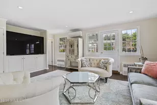 28 Putnam Park, Greenwich, CT 06830 - Photo 3