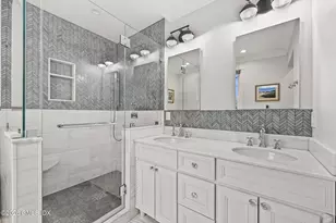 44 Davenport Dr, Stamford, CT 06902 - Photo 11