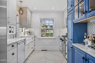 44 Davenport Dr, Stamford, CT 06902 - Photo 7