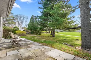 80 Tomac Ave, Old Greenwich, CT 06870 - Photo 33