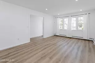 171 1/2 Henry St, Greenwich, CT 06830 - Photo 5