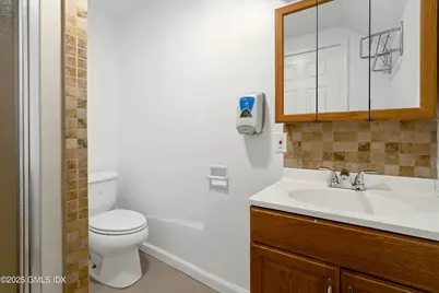 171 1/2 Henry Street #A, Greenwich, CT 06830 - Photo 15