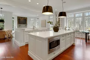 34 Cedarwood Dr, Greenwich, CT 06830 - Photo 9