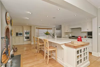 1007 King Street, Greenwich, CT 06831 - Photo 21