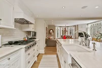 1007 King Street, Greenwich, CT 06831 - Photo 19