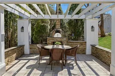 16 Summit Road, Greenwich, CT 06878 - Photo 27