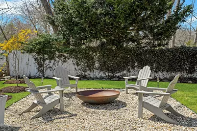 16 Summit Road, Greenwich, CT 06878 - Photo 29