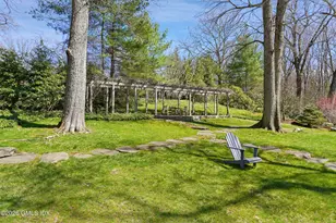 135 & 129 Zaccheus Mead Ln, Greenwich, CT 06831 - Photo 61