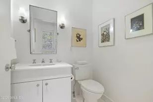135 & 129 Zaccheus Mead Ln, Greenwich, CT 06831 - Photo 47