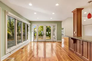 145R Shore Rd, Old Greenwich, CT 06870 - Photo 13