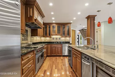 145R Shore Road, Old Greenwich, CT 06870 - Photo 13